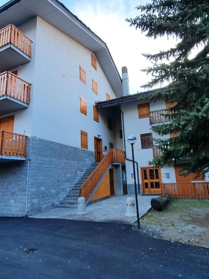 La Casa Di Matilde - Trilocale Vicinissimo Alle Piste Da Sci La Thuile Buitenkant foto