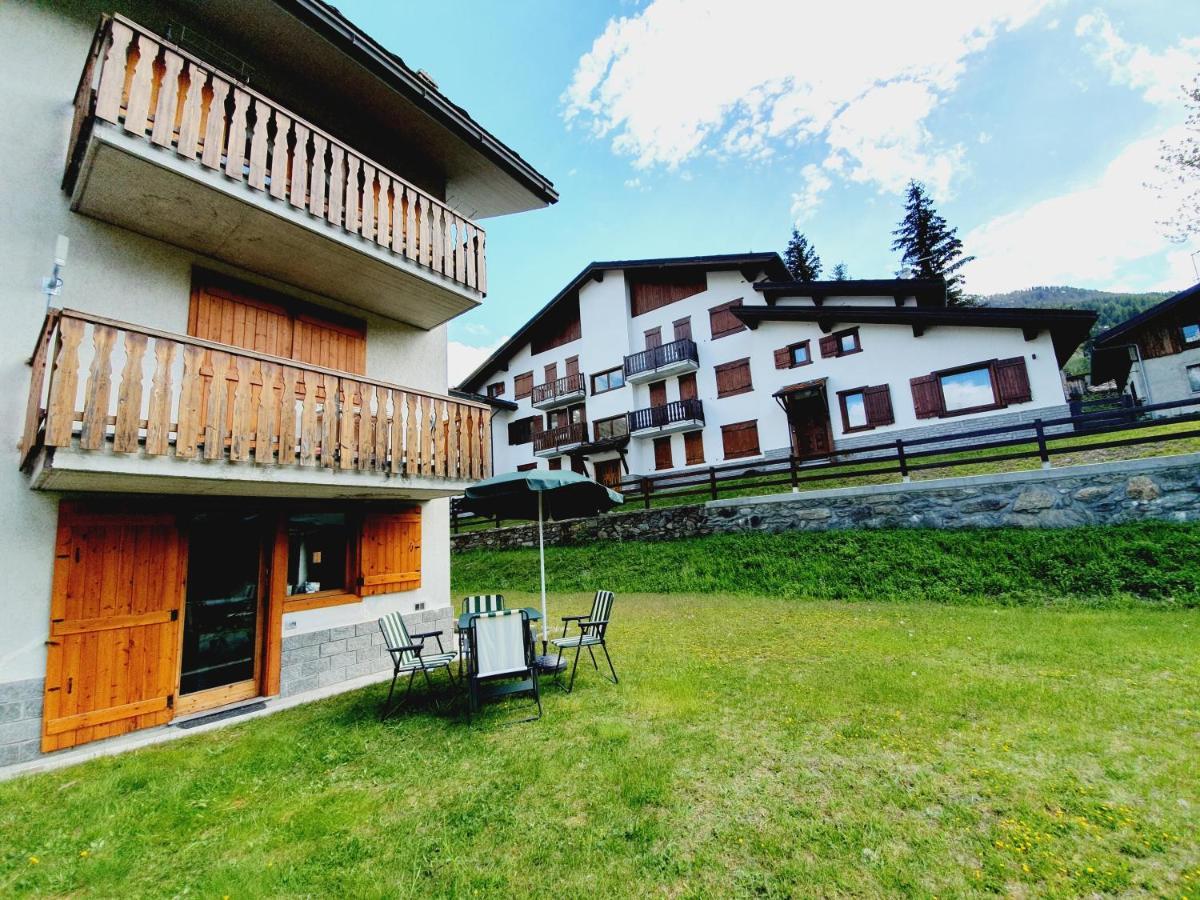 La Casa Di Matilde - Trilocale Vicinissimo Alle Piste Da Sci La Thuile Buitenkant foto